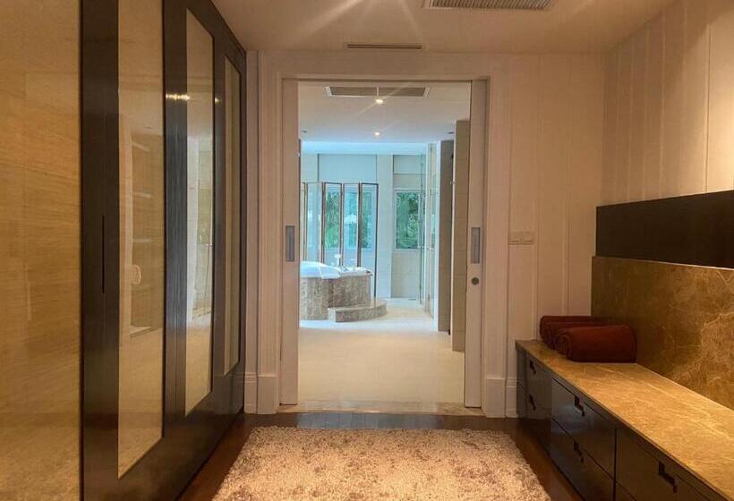 סוויטה, Phuket Panwa Beachfront Resort