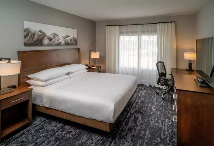 キングサイズベッドのエクゼクティブ, Delta Hotels By Marriott Huntington Mall