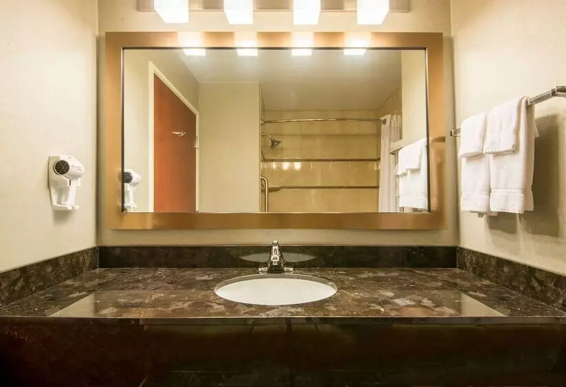 سوییت, Holiday Inn Express Casper I 25, An Ihg