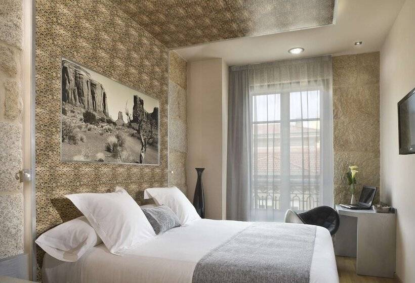 חדר משפחתי, NH Ourense