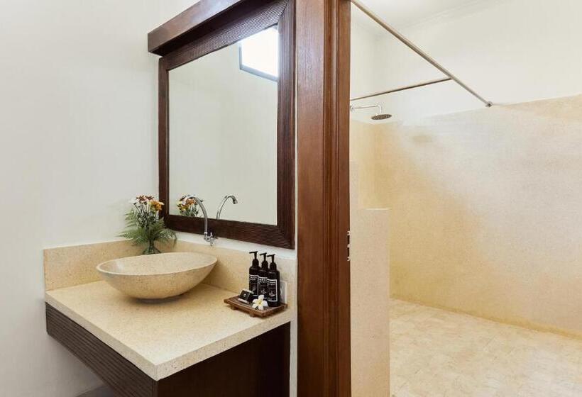 标准间, Outpost Ubud