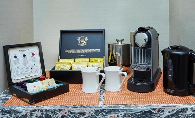 سوییت, Resorts World Sentosa  Equarius Villas