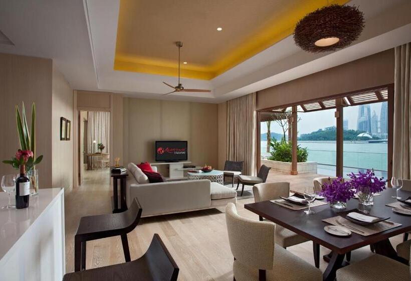 ویلای 2 خوابه, Resorts World Sentosa  Equarius Villas