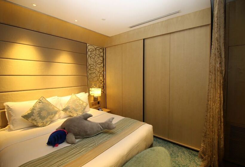 سوییت, Resorts World Sentosa  Equarius Villas