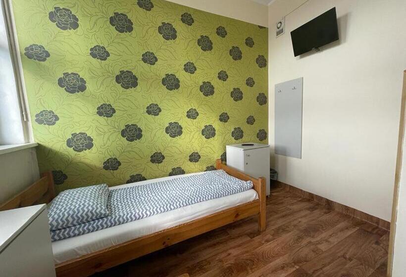 اتاق استاندارد, Hostel Orange Plus