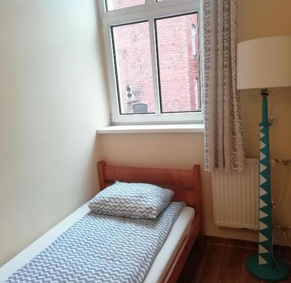 اتاق استاندارد, Hostel Orange Plus