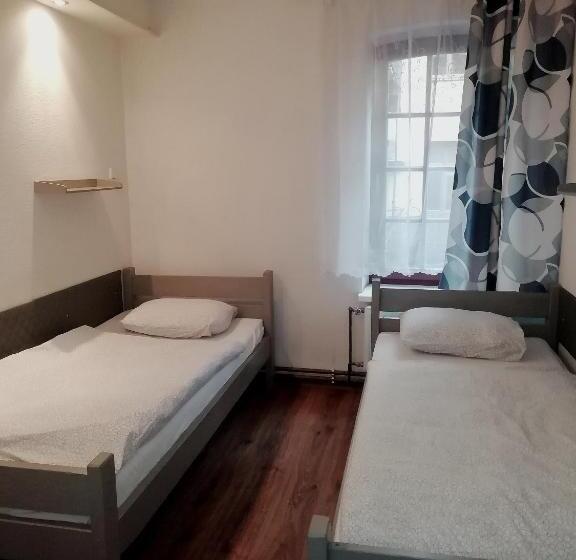 اتاق استاندارد, Hostel Orange