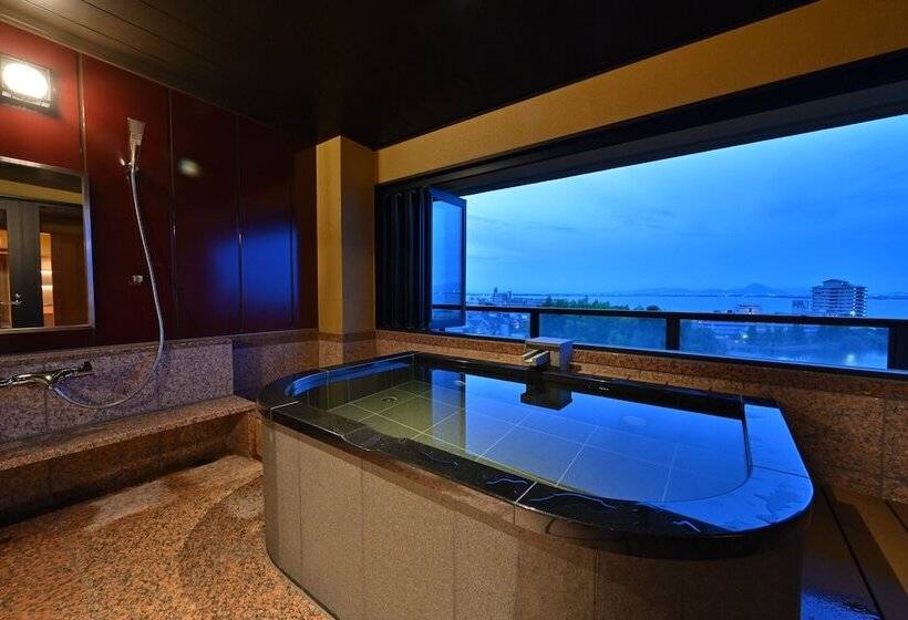 جناح, Biwako Hanakaido