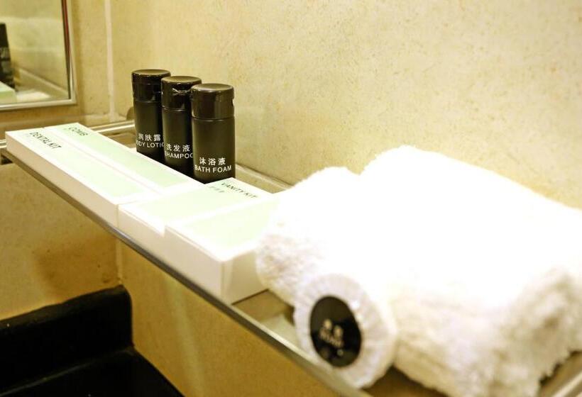 غرفة ديلوكس, Borneo Royale