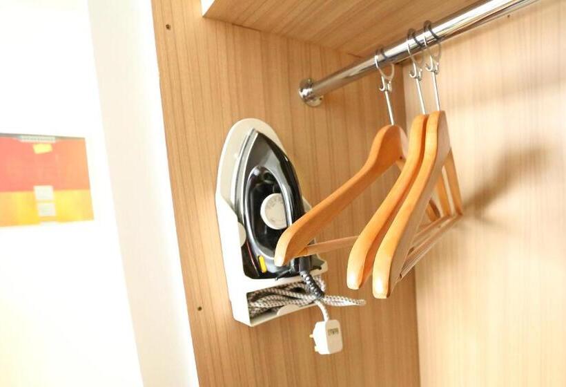 غرفة ديلوكس, Borneo Royale