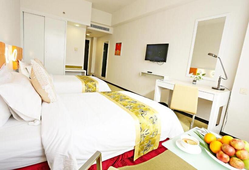 غرفة سوبيريور, Borneo Royale