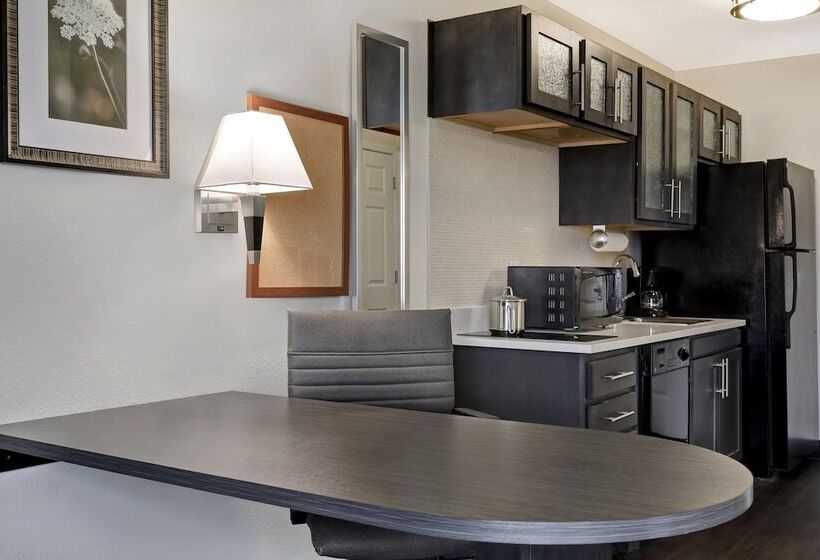 إستوديو قياسى, Candlewood Suites Indianapolis   South, An Ihg