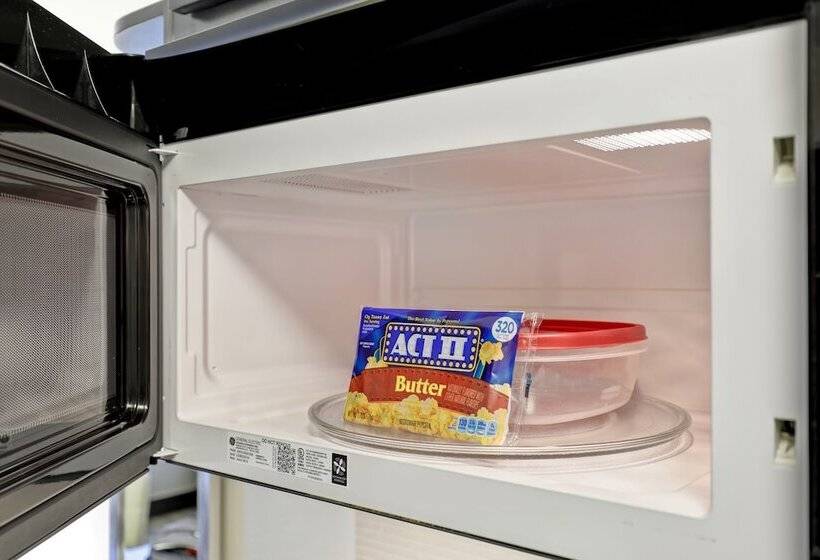 جناح, Candlewood Suites Indianapolis   South, An Ihg