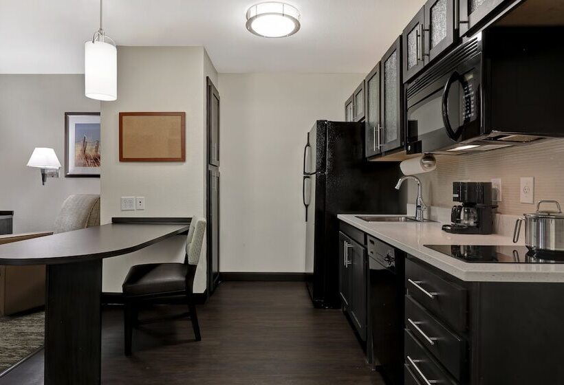 Люкс, Candlewood Suites Indianapolis   South, An Ihg