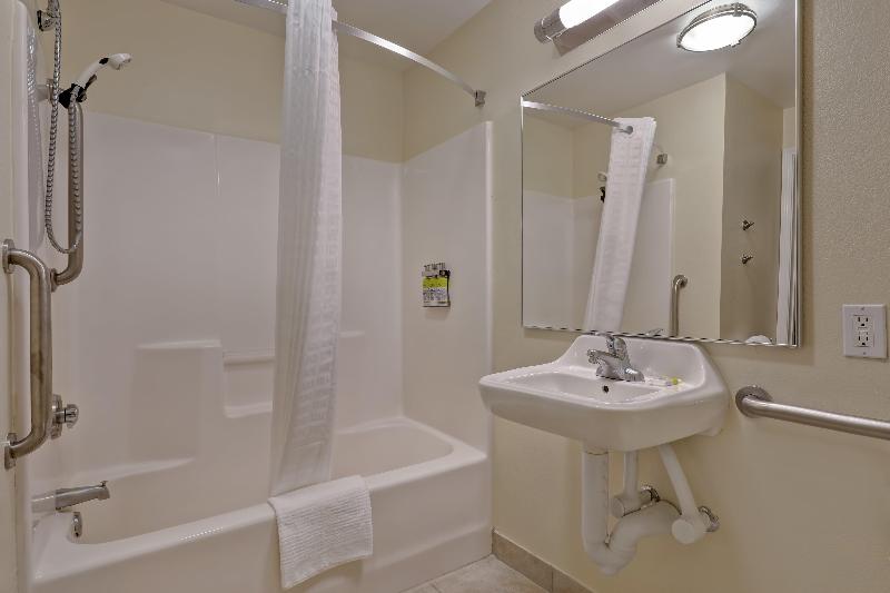 Люкс, Candlewood Suites Indianapolis   South, An Ihg