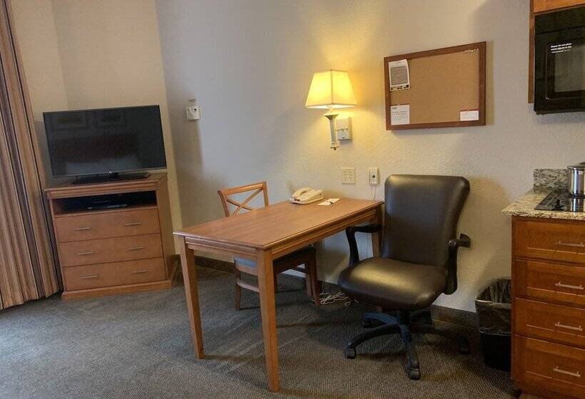 استودیوی استاندارد, Candlewood Suites Jonesboro, An Ihg
