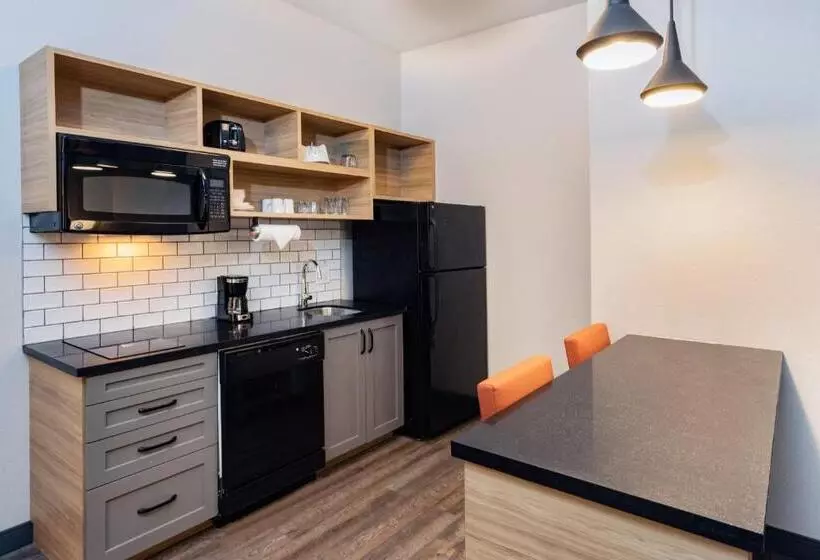 身障者適用スタンダードルーム, Candlewood Suites Mount Pleasant, An Ihg