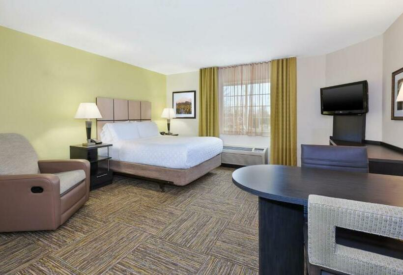 스탠다드 스튜디오, Candlewood Suites Polaris, An Ihg