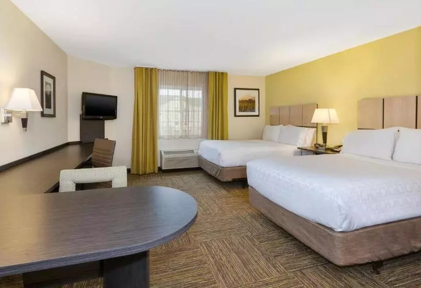 スタンダードスタジオ, Candlewood Suites Polaris, An Ihg