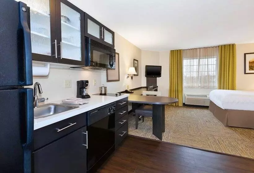 身障者適用スイートルーム, Candlewood Suites Polaris, An Ihg