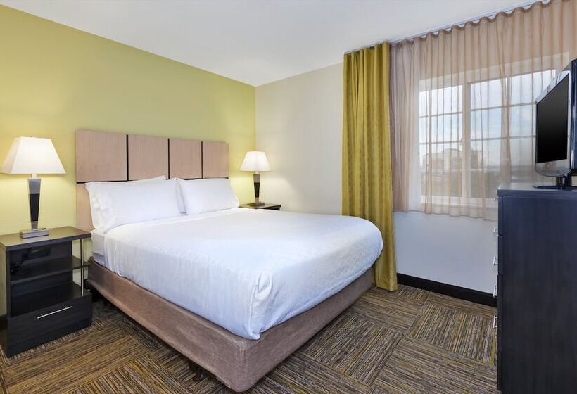 إستوديو قياسى, Candlewood Suites Polaris, An Ihg