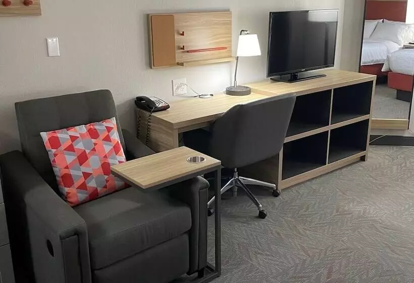 スタンダードスタジオ, Candlewood Suites Tuscaloosa, An Ihg