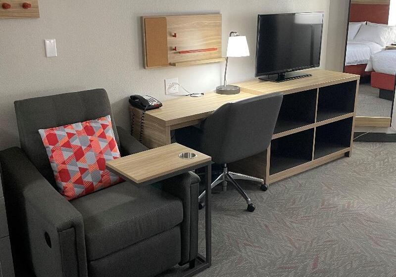 Студия Стандарт, Candlewood Suites Tuscaloosa, An Ihg