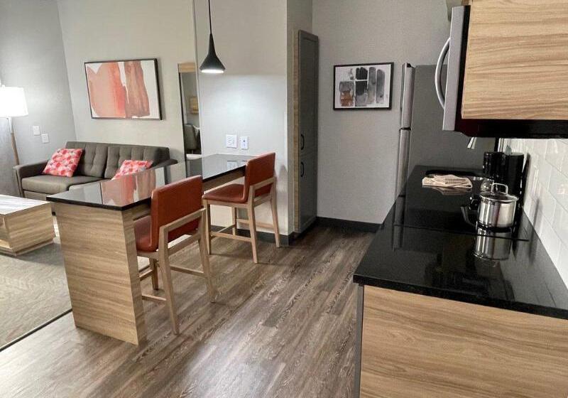 Люкс, Candlewood Suites Tuscaloosa, An Ihg