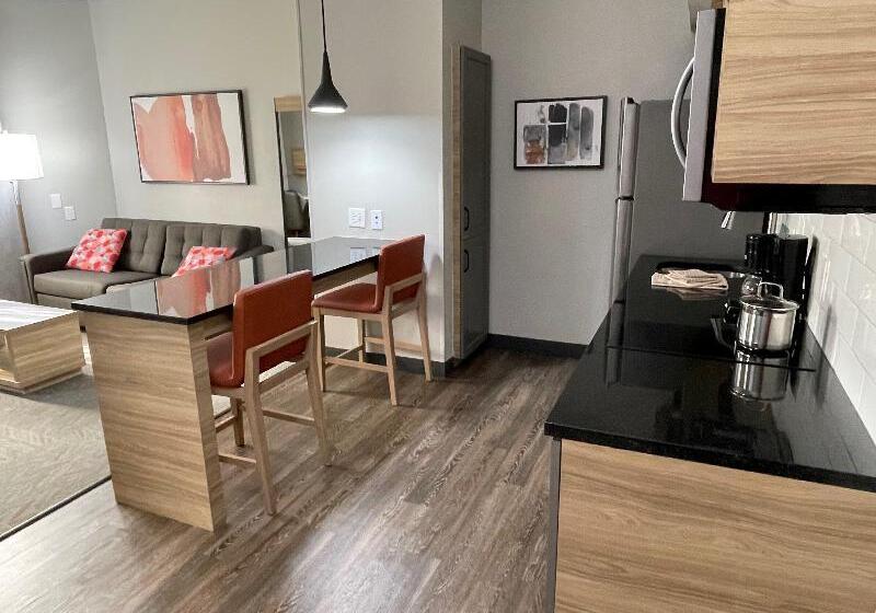 Люкс, Candlewood Suites Tuscaloosa, An Ihg