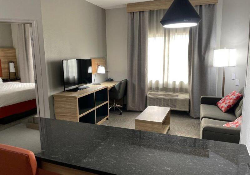 Люкс, Candlewood Suites Tuscaloosa, An Ihg