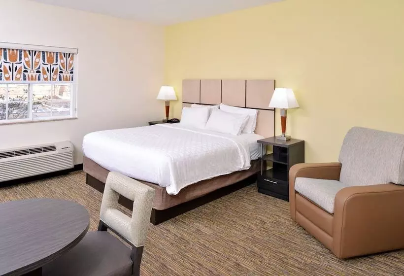 スタンダードスタジオ, Candlewood Suites Winchester, An Ihg