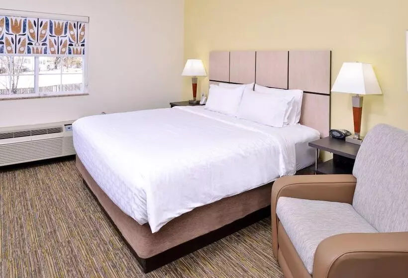 スタンダードスタジオ, Candlewood Suites Winchester, An Ihg
