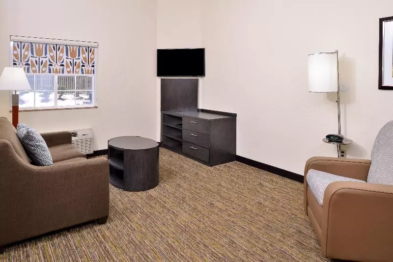 キングサイズベッドのスイートルーム, Candlewood Suites Winchester, An Ihg