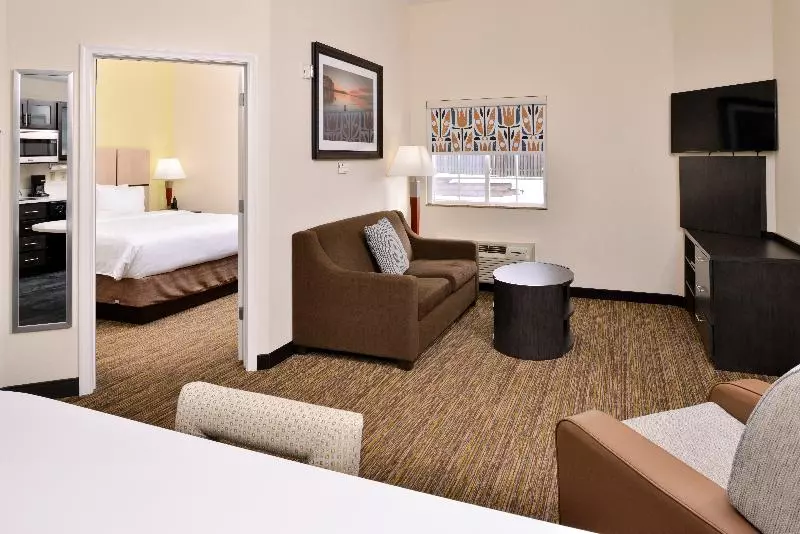 キングサイズベッドのスイートルーム, Candlewood Suites Winchester, An Ihg