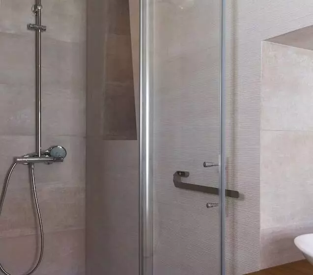اتاق راحتی, Dubrovnik Sweet House