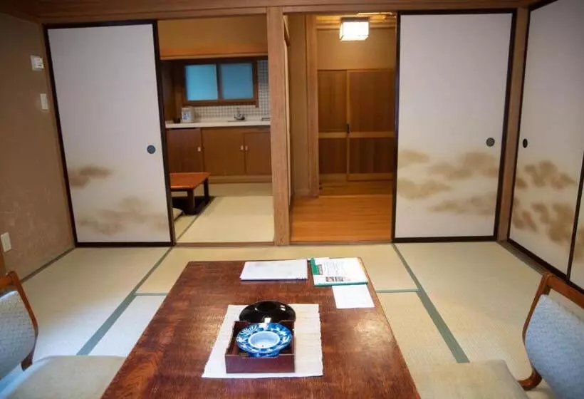 バス共有のスタンダードルーム, Houshi Onsen Chojukan