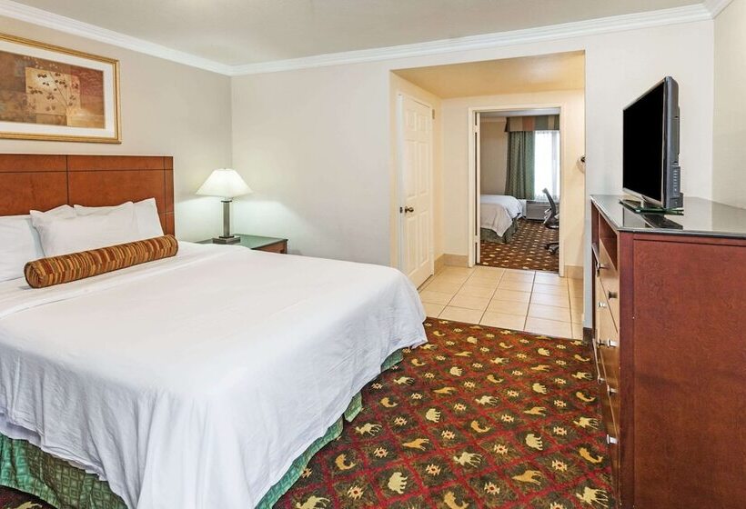 带2个卧室的套房, Howard Johnson By Wyndham Pasadena