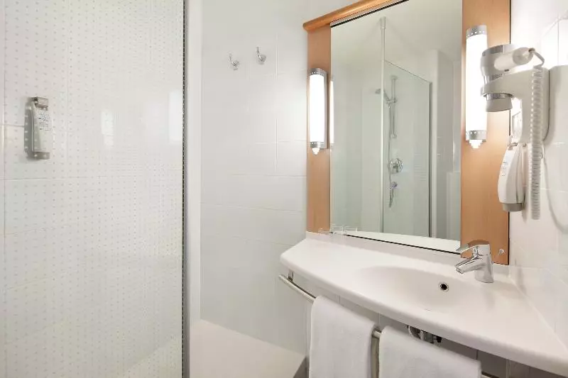 اتاق استاندارد, Ibis Lleida