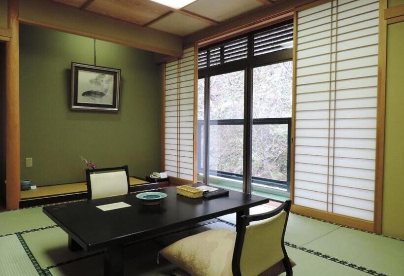 スタンダードルーム, Konjakutei