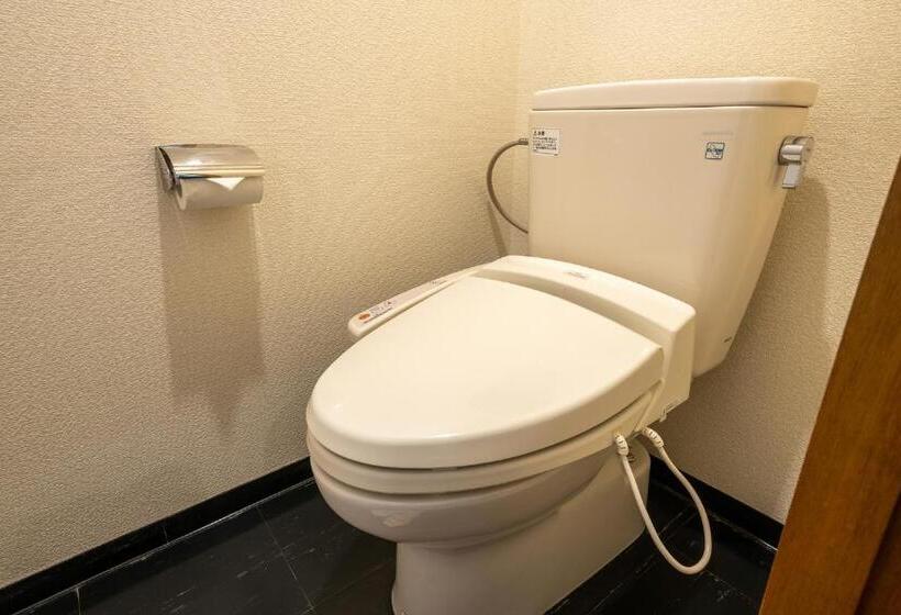 スタンダード4人部屋, Konjakutei