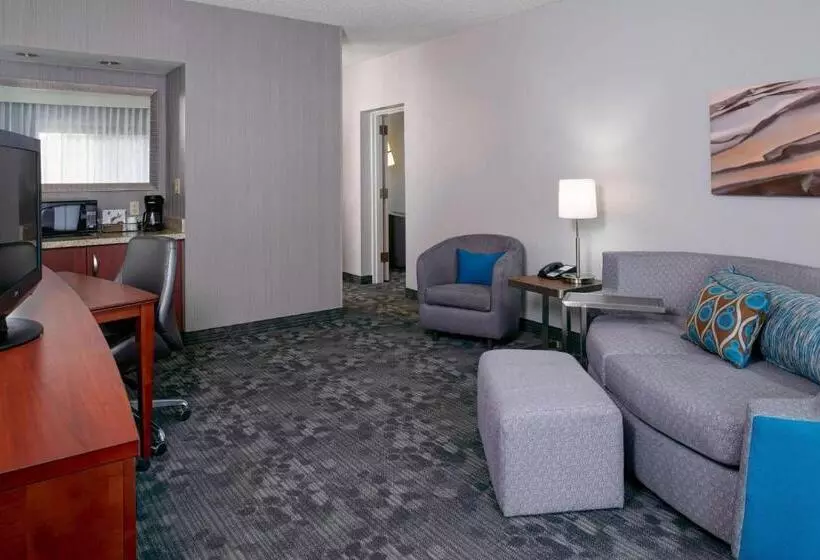 スイート, Sonesta Select Kansas City Airport Tiffany Springs