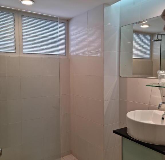 带大床的豪华间, The Jerai Hotel Alor Star