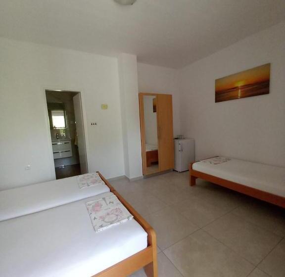 Triple Room Sea View, Accommodation Drasko