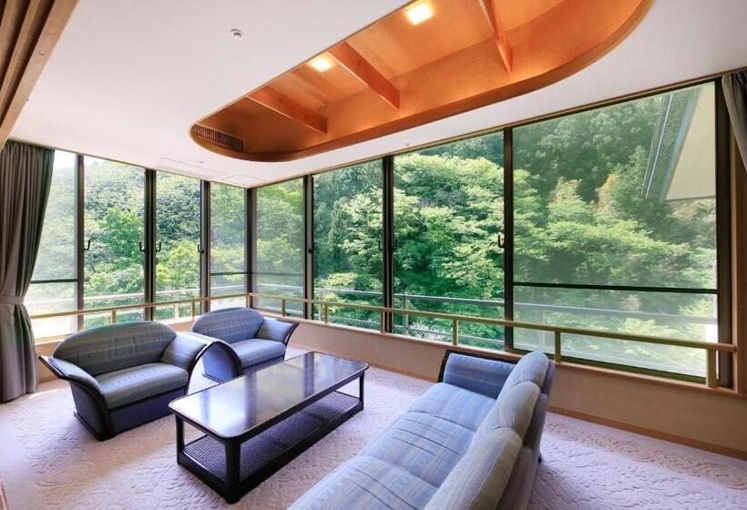 جناح مطلّ علي الجبل, Bankokuya