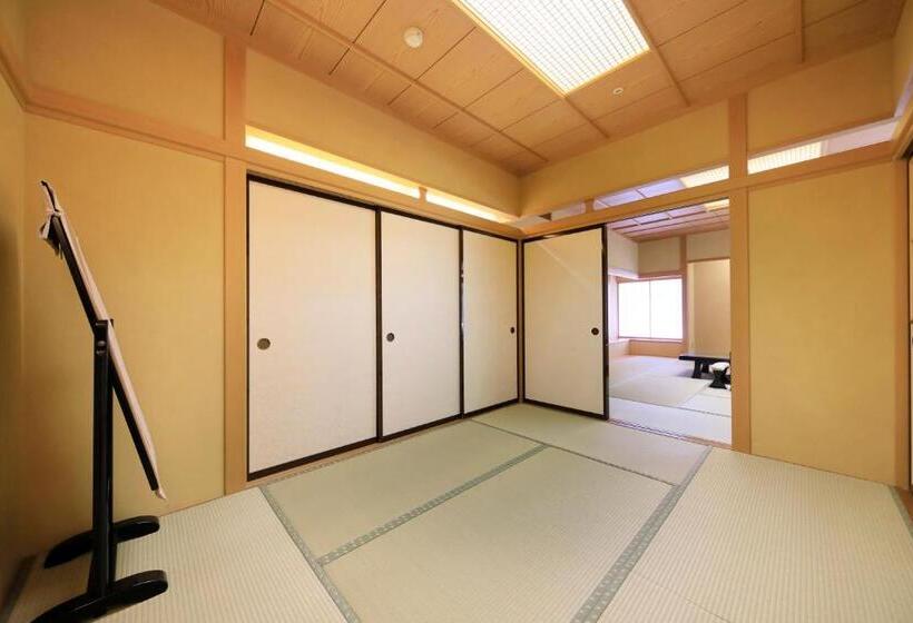 جناح مطلّ علي الجبل, Bankokuya