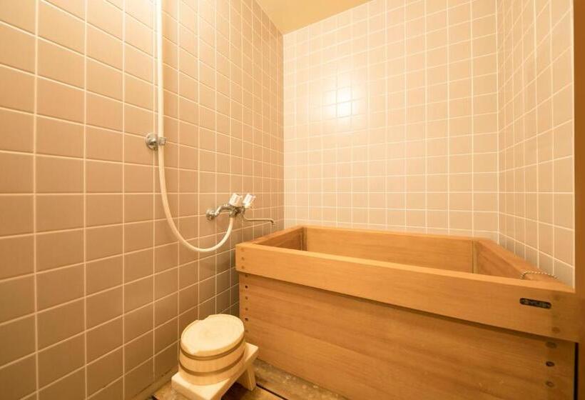 غرفة قياسية, Bankokuya