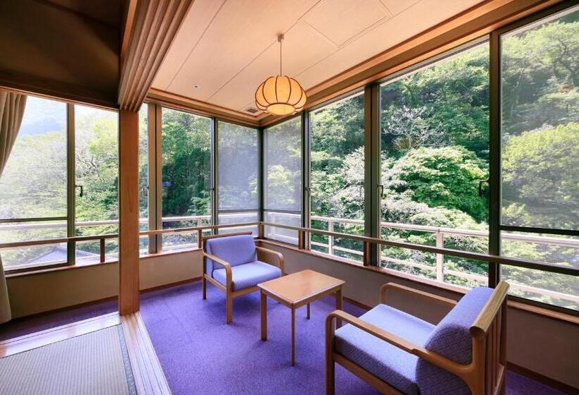 غرفة ديلوكس عائلية, Bankokuya