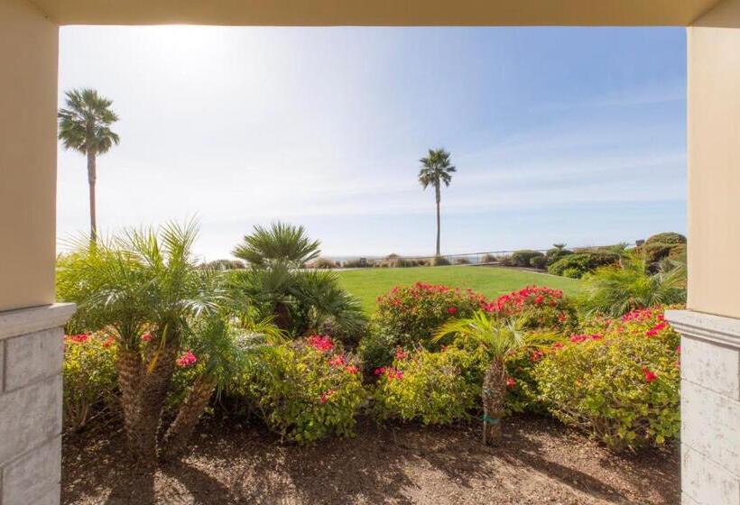 جناح بغرفتي نوم مع إطلالة جانبية على البحر, Dolphin Bay Resort And Spa