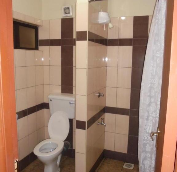 اتاق سوپریور, Nairobi Transit