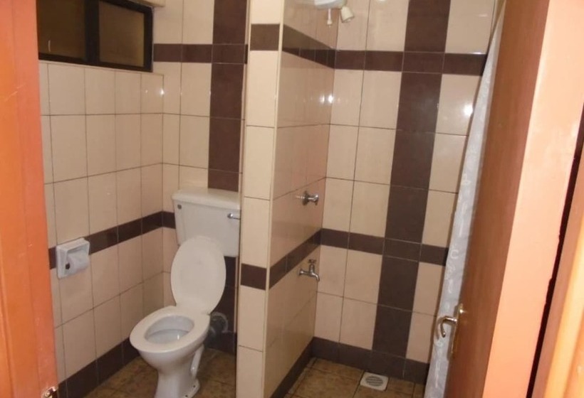 سوییت, Nairobi Transit